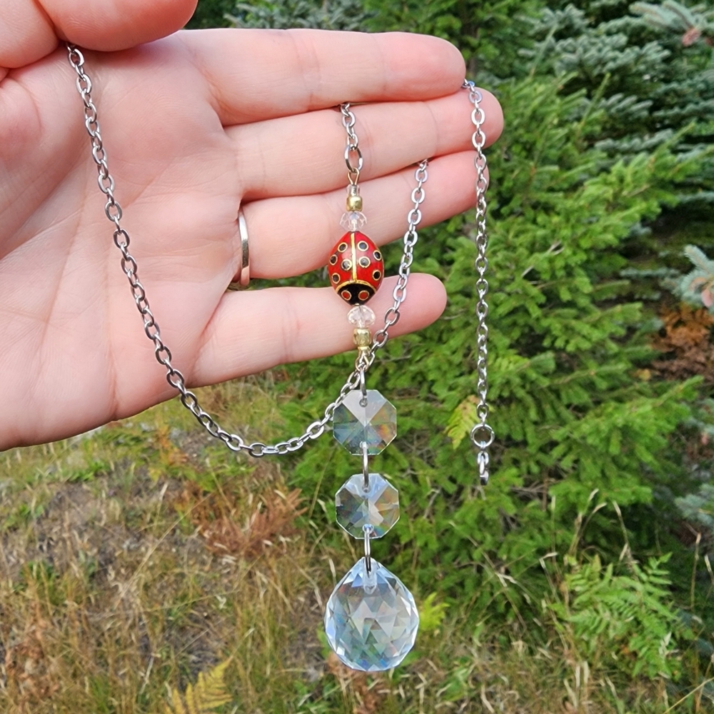 LADYBUG Suncatcher Rearview Mirror Crystal Suncatcher Car Charm Hanging Ornament